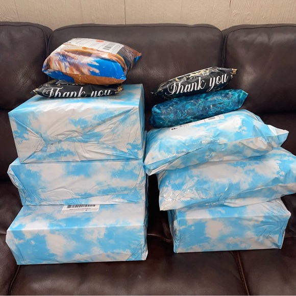 Meet your Posher, Angel - Picture 3 of 4